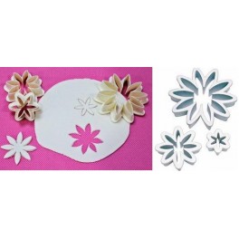 SET 3 STAMPI TAGLIABISCOTTI / TAGLIAPASTA  "MARGHERITA" DAISY FONDANT CUT OUTS